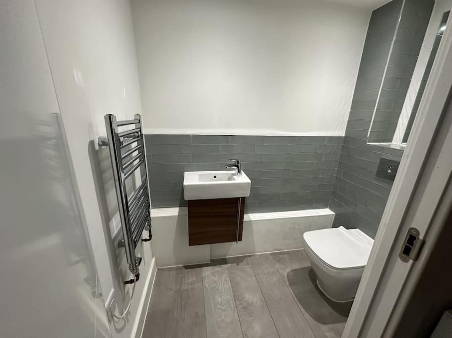 Luxurious 1-Bedroom With Parking Birmingham Zewnętrze zdjęcie